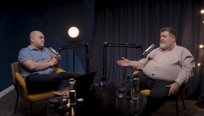 Dialog incendiar Vlad Mercori – Florin Ghiulbenghian despre cum se administrează ”puterea din umbră”, cine sunt liderii României recrutați de către Masonerie, infiltrarea serviciilor secrete! (Episodul 3) Dialog incendiar Vlad Mercori – Florin Ghiulbenghian despre cum se administrează ”puterea din umbră”, cine sunt liderii României recrutați de către Masonerie, infiltrarea serviciilor secrete! (Episodul 3)