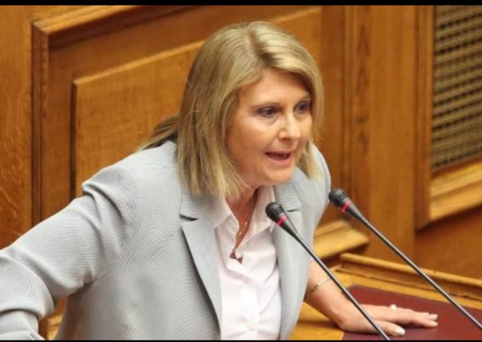 Sofia Voultepsi sau mitocănia în toga democrației: când o deputată grecoaică ne dă lecții de moralitate dintr-un imperiu al corupției! Sofia Voultepsi sau mitocănia în toga democrației: când o deputată grecoaică ne dă lecții de moralitate dintr-un imperiu al corupției!