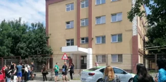 Viitorul României sună prost! Liceele tehnologice rămân fără elevi, iar la cele teoretice se intră cu medii sub 3