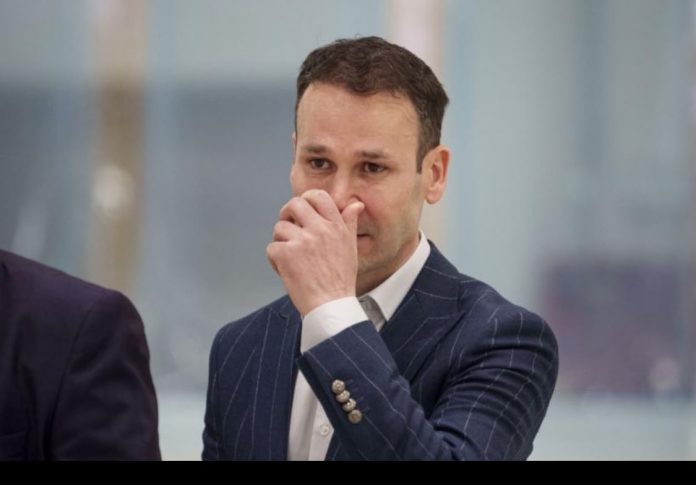 Robert Negoiță: Omul care a construit un imperiu pe întuneric. Serialul «Reflector» îl demontează pas cu pas Robert Negoiță: Omul care a construit un imperiu pe întuneric. Serialul «Reflector» îl demontează pas cu pas
