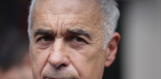 Călin Georgescu, mesaj populist: zice să n-avem încredere în EURO, dar el deține în conturi sute de mii de euro!