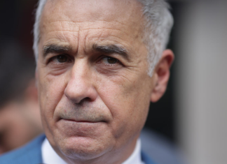 Călin Georgescu, mesaj populist: zice să n-avem încredere în EURO, dar el deține în conturi sute de mii de euro!