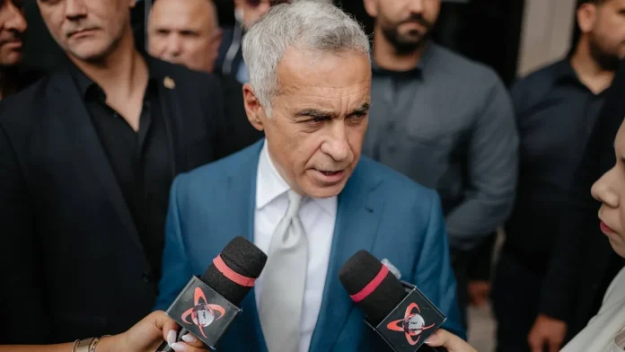 NEWSWEEK a șters articolul despre Călin Georgescu, autorul e de negăsit. Silvia Uscov l-a prins pe Voievod cu “ocaua mică”! NEWSWEEK a șters articolul despre Călin Georgescu, autorul e de negăsit. Silvia Uscov l-a prins pe Voievod cu “ocaua mică”!