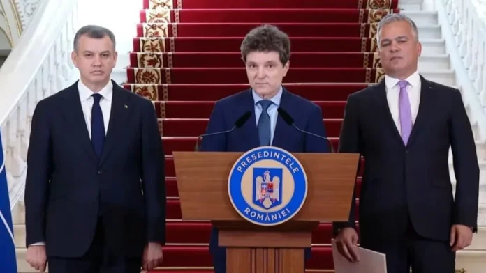 Eugen Tomac, semnal interesant: “Am putea și ar trebui s-avem guvern nou până la finalul lui august!” Eugen Tomac, semnal interesant: “Am putea și ar trebui s-avem guvern nou până la finalul lui august!”