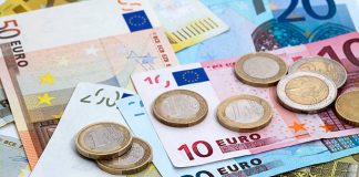 Numerarul rezistă în Europa. Valoarea bancnotelor euro aflate în circulație trece de 1.600 de miliarde