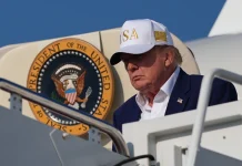 Trump a efectuat peste 1000 de tranzacții pe piața bursiera într-o singură lună! Detaliile operațiunilor