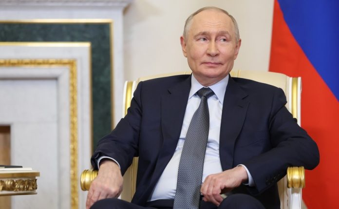 Interesant! Putin redă accesul străinilor asupra propriilor depozite bancare deținute în Rusia Interesant! Putin redă accesul străinilor asupra propriilor depozite bancare deținute în Rusia