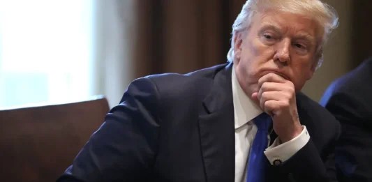 Trump, eroul unei întâmplări “à la Hollywood”! A fost ascuns într-un camion de catering pentru a fi secretizată urcarea lui într-un avion