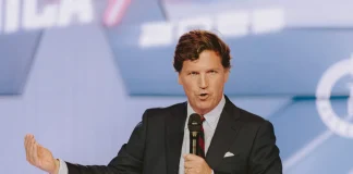 Tucker Carlson: “Trump trebuie să fie demis imediat, dacă ia în calcul un atac nuclear!”