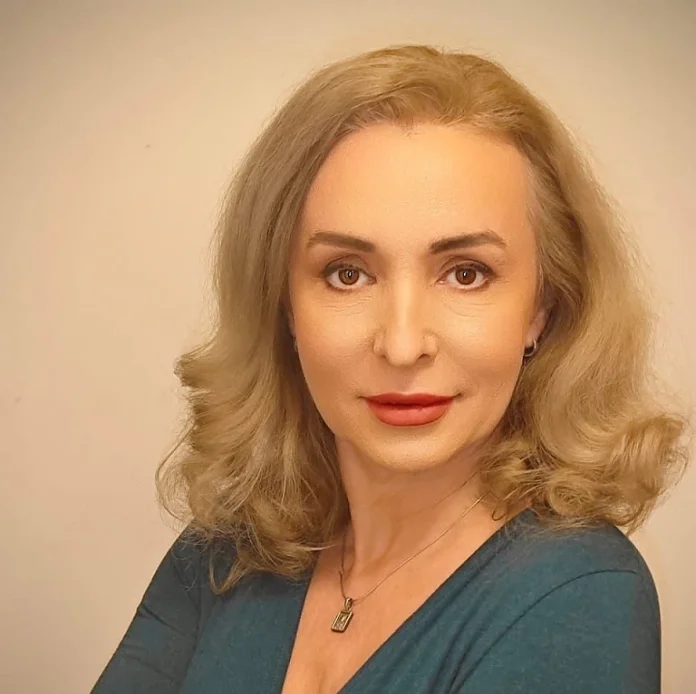 Calvarul lui Ingrid Mocanu. 11 ani și jumătate de luptă cu Statul Paralel, o victorie finală amară! Calvarul lui Ingrid Mocanu. 11 ani și jumătate de luptă cu Statul Paralel, o victorie finală amară!