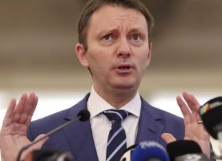Luminița Arhire (COTIDIANULHD): Siegfried Mureșan e un ”demers”. Legătura cu Laura Codruța Kovesi!