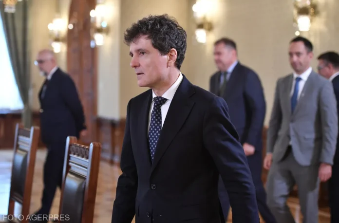 Propunere inedită a Alinei Mungiu-Pippidi. Șefii pentru locurile vacante de la vârful statului român să se aleagă de pe… bilețele! Propunere inedită a Alinei Mungiu-Pippidi. Șefii pentru locurile vacante de la vârful statului român să se aleagă de pe… bilețele!