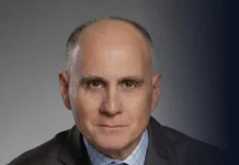 Un ex-ofițer superior CIA, conectat la proiectul Centrului de Date AI de la Luna, are afaceri în România