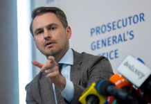 Corupția bubuie în Ucraina, țara pentru care Europa suferă. Procurorul general fuge de teama arestării!
