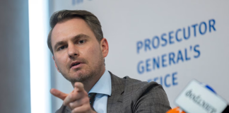 Corupția bubuie în Ucraina, țara pentru care Europa suferă. Procurorul general fuge de teama arestării!