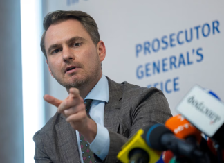 Corupția bubuie în Ucraina, țara pentru care Europa suferă. Procurorul general fuge de teama arestării!