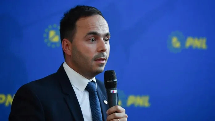 Miroase a licitație cu dedicație de 123 de milioane la DASM Cluj Miroase a licitație cu dedicație de 123 de milioane la DASM Cluj