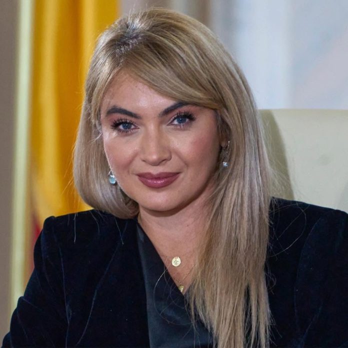 Silvia Uscov: Există ceva aproape suprarealist în “povestea Georgescu”! Silvia Uscov: Există ceva aproape suprarealist în “povestea Georgescu”!