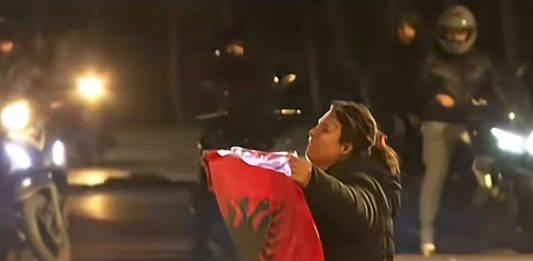 Albania îi dă o lecție lui Edi Rama: cetățenii sunt împotriva puterii, nu împotriva poliției! Va răspunde și Coldea pentru legăturile lui suspecte cu regimul de la Tirana?