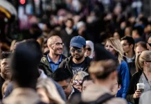 5,1 milioane de români trăiesc și muncesc în țări din Europa. Care e populația actuală a României! (G4Media)