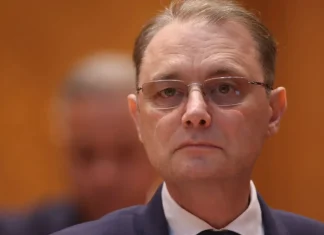 Rușii de la TASS consideră că guvernul Niculescu va marca un eșec. Descriere extinsă a crizei românești și a noului premier!