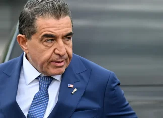 Zampolli se răzbună după ce a fost demis. Susține că Trump e părăsit de oamenii de încredere!