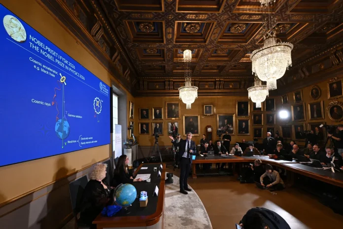 Belgianul Halzen a câștigat Nobelul pentru Fizică în 2026. Descoperiri legate de NEUTRIN, zis “particula fantomă”! Belgianul Halzen a câștigat Nobelul pentru Fizică în 2026. Descoperiri legate de NEUTRIN, zis “particula fantomă”!