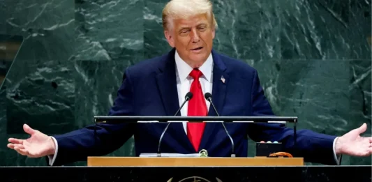 Trump pus la punct de către sud-coreeni. El zice că aceștia vor investi 54 de miliarde de dolari într-un gazoduct, dar Seulul infirmă!