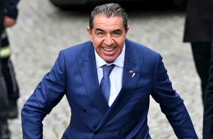 NEWSWEEK: Paolo Zampolli acuzat de viol! Emisarul lui Trump neagă și sesizează FBI NEWSWEEK: Paolo Zampolli acuzat de viol! Emisarul lui Trump neagă și sesizează FBI